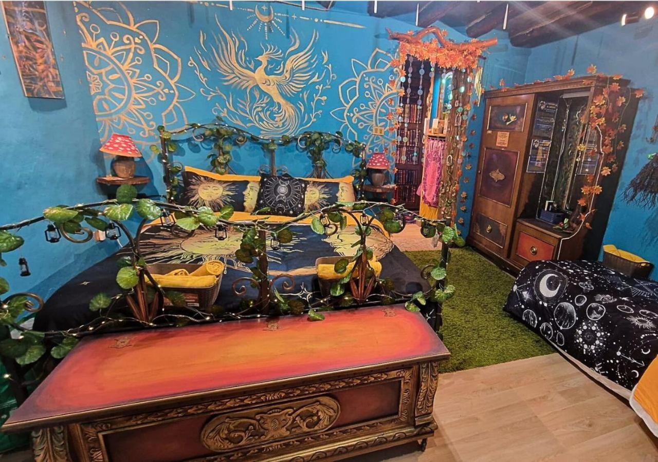 La Casa Di Strega Euphoria - Casa Vacanza Tra Arte E Magia Viterbo Esterno foto